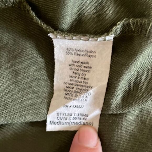 Dress Up Army Green Tiered Top - L - Picture 5 of 5